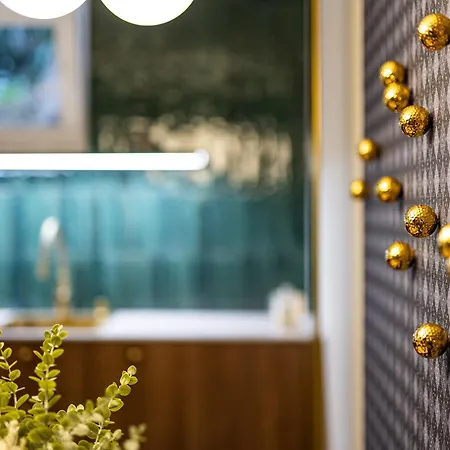 Golden Golf With Whirlpool, Garden And Free Parking *