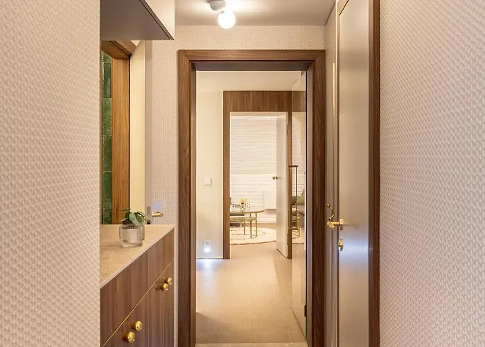 Golden Golf With Whirlpool, Garden And Free Parking * ブルノ
